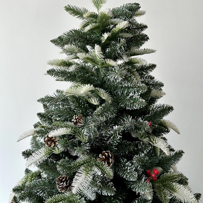 220cm High Quality Artificial  - Christmas Tree Artificial recensie en prijs